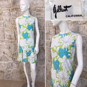 Reserved Beautiful Vintage Gallant California 1960s Floral Mod Dress